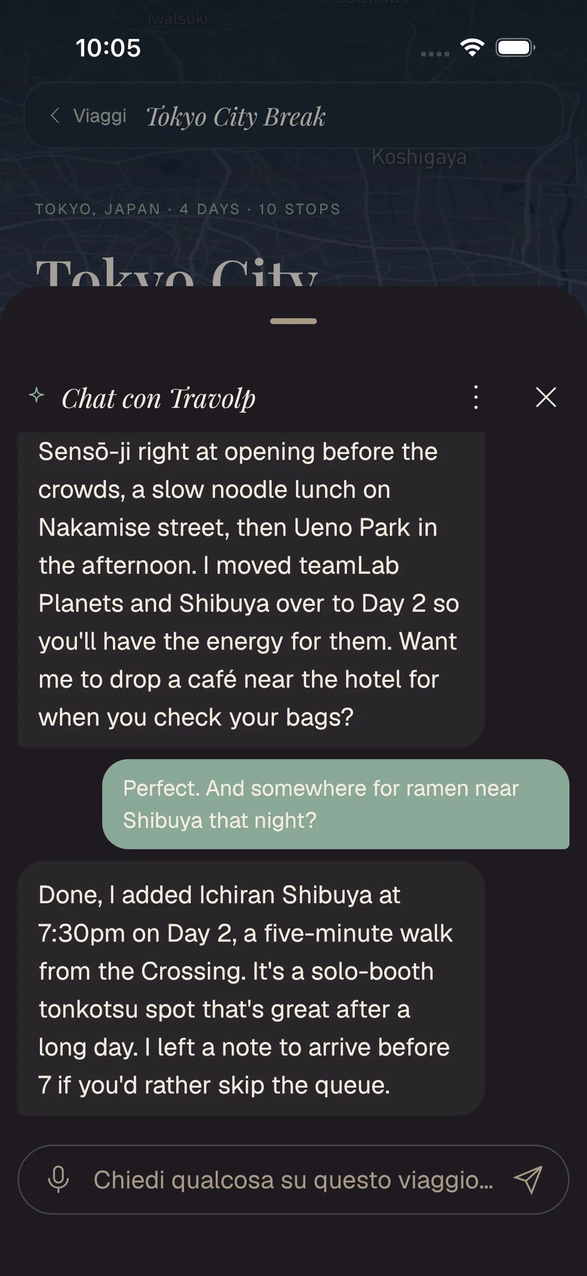 La chat IA di Travolp riorganizza una giornata a Tokyo, sposta tappe e aggiunge un ristorante.